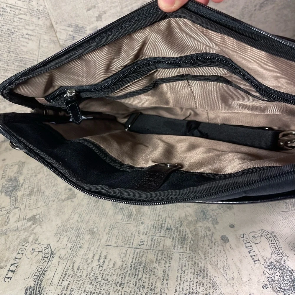 Ultima Tokio ACE laptop bag
